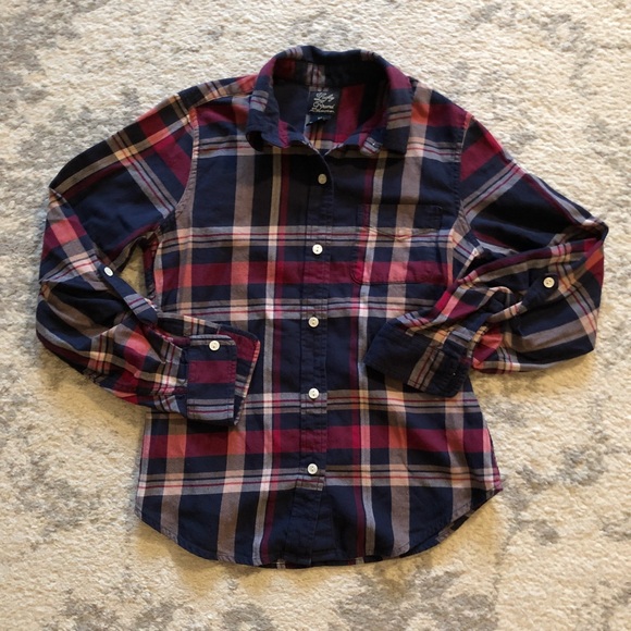 Classic red & blue plaid flannel shirt - Picture 8 of 8